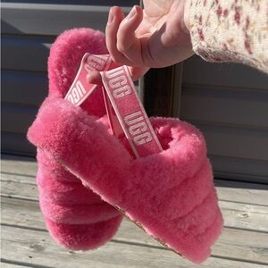 Fluff Yea Slides UGG Pink